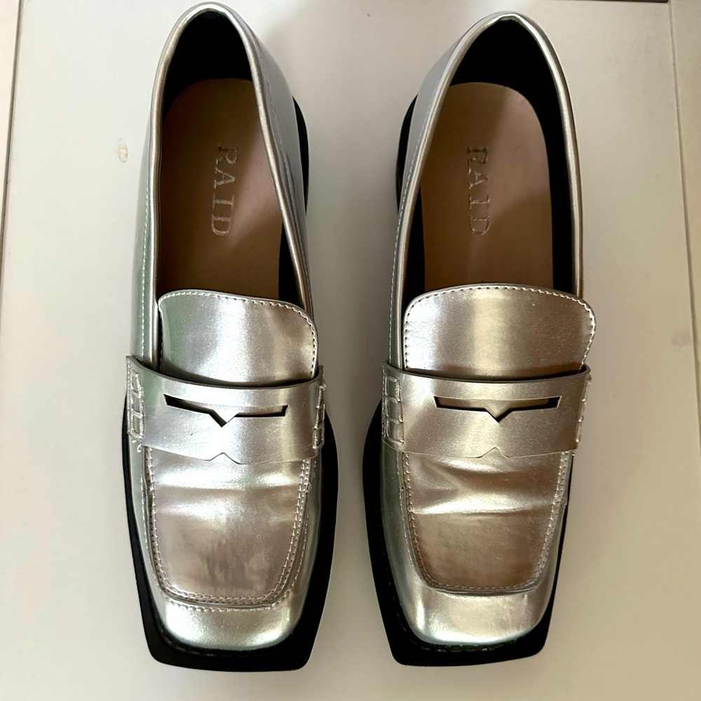 RAID loafers in silver metallic